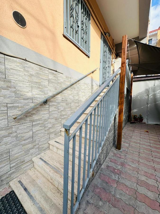 Ferdirisa Vesuvio Home&Garden San Giorgio a Cremano Exterior foto