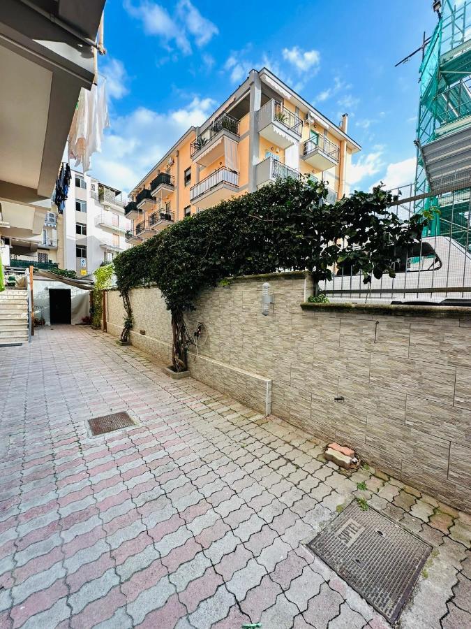 Ferdirisa Vesuvio Home&Garden San Giorgio a Cremano Exterior foto